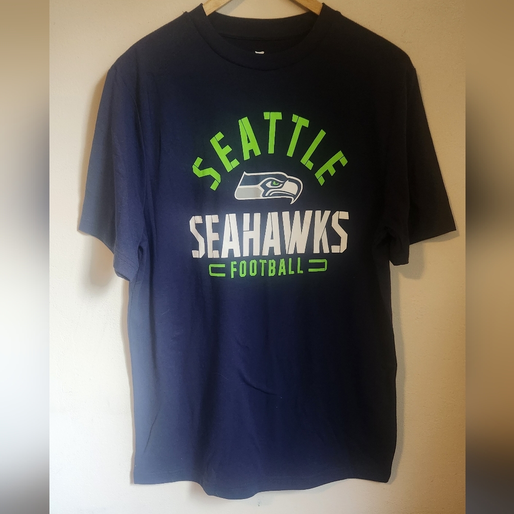 Men's Seattle Seahawks T-Shirt, Size Medium